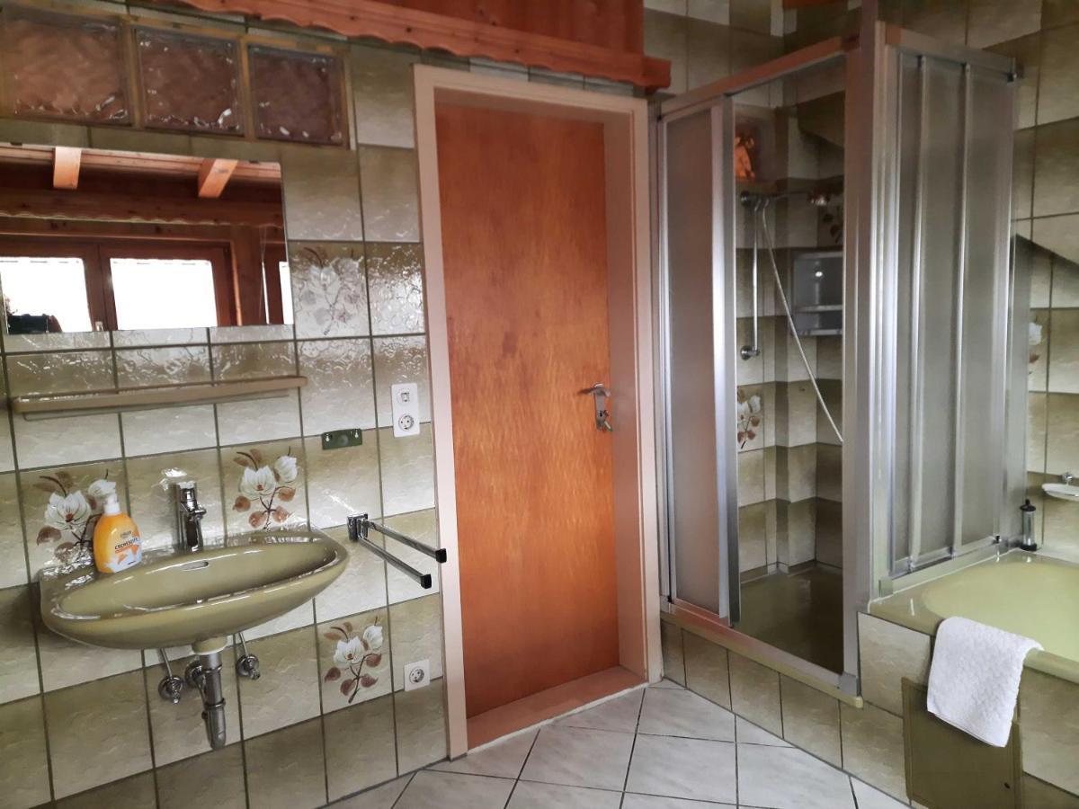 Apartamento Haus Waldeck Furtwangen Exterior foto