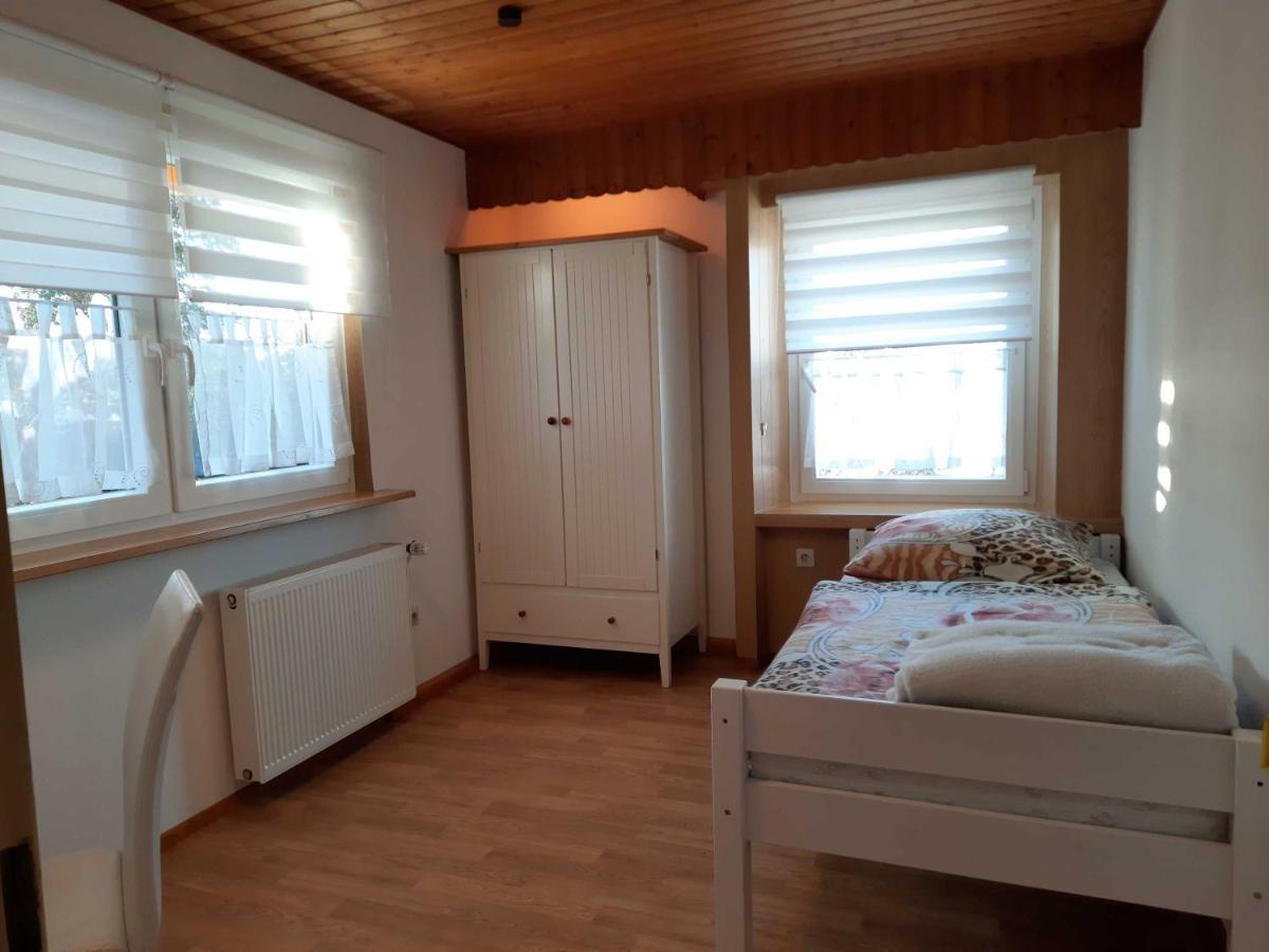Apartamento Haus Waldeck Furtwangen Exterior foto